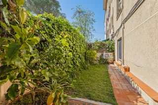 Piso  Carrer del doctor letamendi. Encantador piso con jardin privado