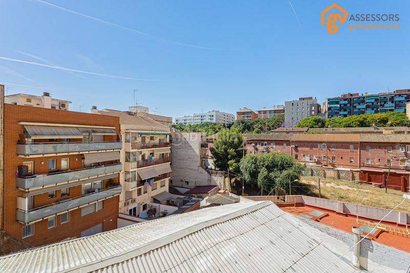 Foto 5fd5d8d5-3b05-4931-90c0-0dbe6ac33f25. Pis a Turó de la Peira Barcelona