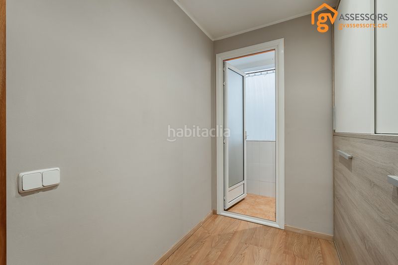 Foto b7e927e2-f3fc-4f7c-83ba-891e760cf002. Pis a La Guineueta Barcelona