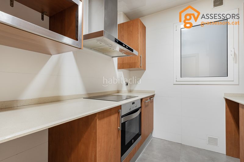 Foto e0d7b905-1e33-4153-b866-582a6bb3bf2f. Pis amb calefacció a La Nova Esquerra de l´Eixample Barcelona