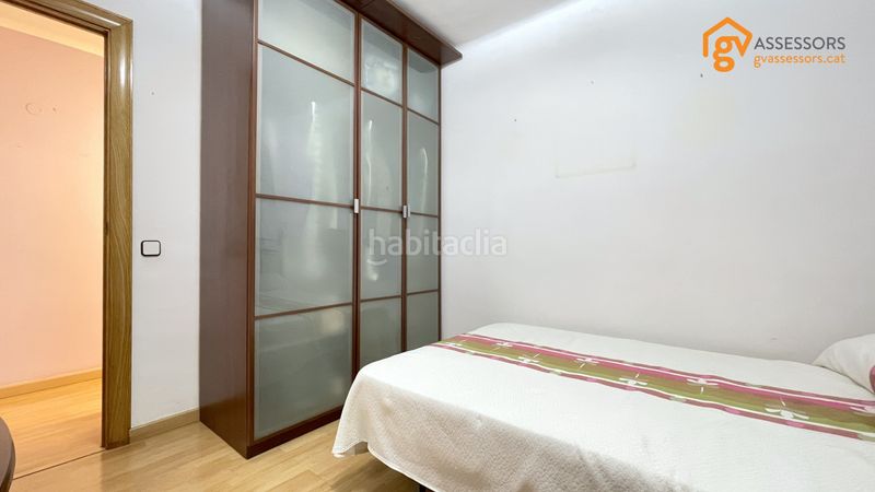Foto ccca9adb-316a-45f0-abd2-022f1f24d41c. Pis a Prosperitat Barcelona