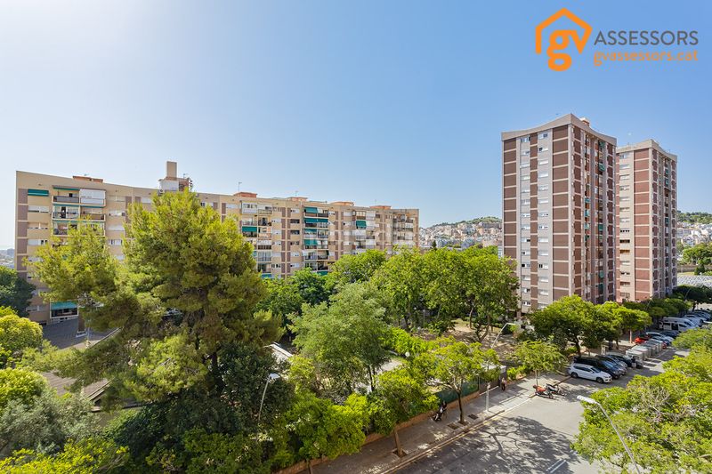 Foto 4ac0ca96-f9b1-4ecc-978b-39f9269eec98. Pis amb calefacció a Vall d´Hebron Barcelona