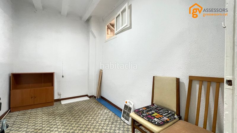 Foto 62eb9fa2-5b4a-44da-8409-720196db449b. Pis a Raval Barcelona