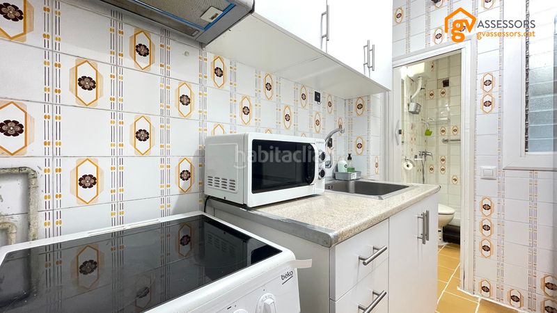 Foto 989d7a79-cf7d-4d04-bf20-fdeb72012441. Pis a Raval Barcelona