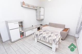 Casa aparellada  C. segovia. Casa en venta en algeciras