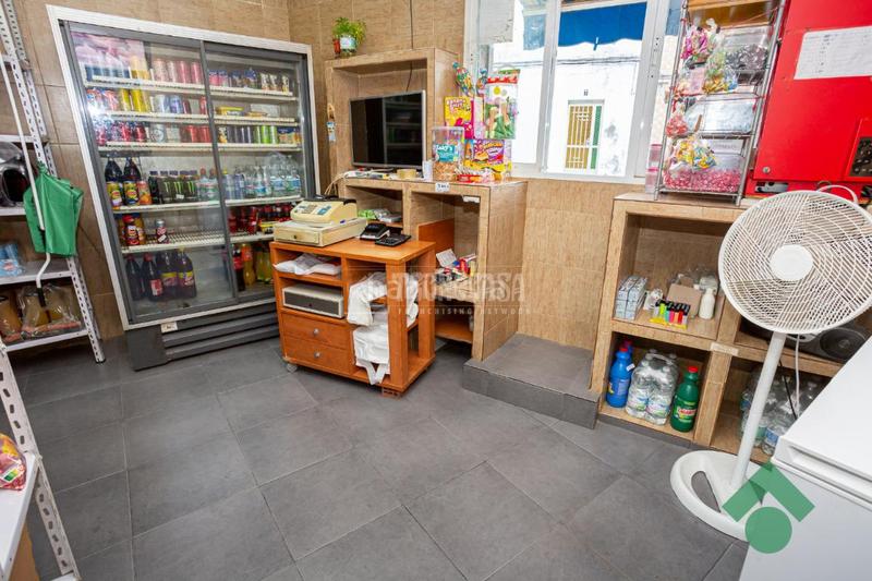 Foto 4b110c57-2c61-4790-b377-42b2ffbe73be. Local comercial a Bajadilla - Fuente Nueva Algeciras