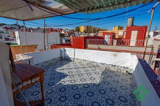 Casa aparellada  Calle san francisco. Casa en venta en algeciras