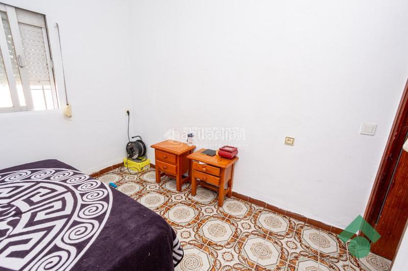 Foto f97b683f-5b92-4c33-a903-61a16317934a. Casa aparellada a Bajadilla - Fuente Nueva Algeciras