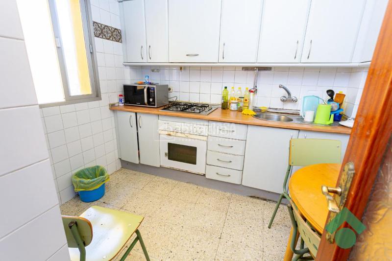 Foto 6fd1498d-2824-408d-8b80-426ac0c95b1a. Piso  en venta en San Bernabé Algeciras