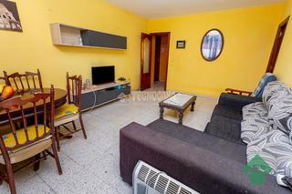 Pis  Calle verdiales. Piso en venta en algeciras