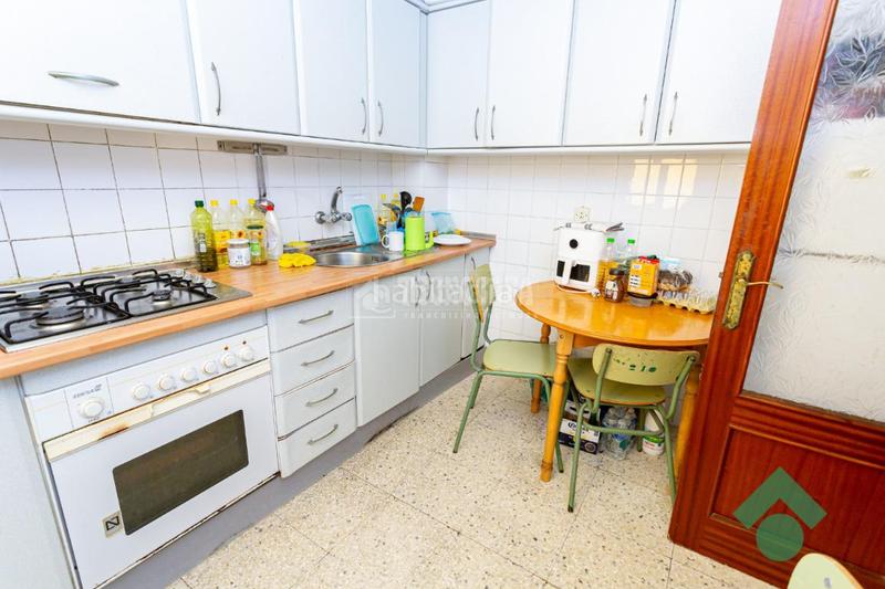 Foto e52fe5e1-97f1-43e8-9f60-a83e3c1ab1b7. Piso  en venta en San Bernabé Algeciras