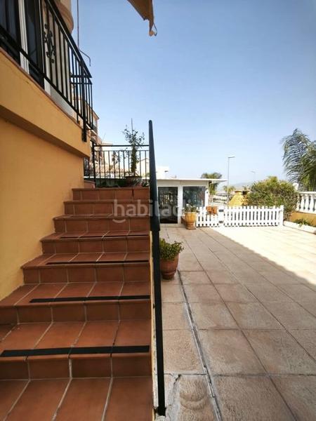 Foto a3d35f76-672b-49ce-82f7-9b80895f9c2f. Casa adossada a aigualera a Bonalba-Cotoveta Mutxamel