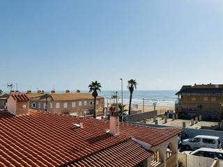 Dúplex a Alemania. Dúplex en segunda línea de playa con vistas al mar y garaje cerr