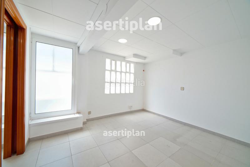 Foto 8623d711-3c8e-4f5a-bb68-7d00dd68827e. Miete geschäftsraum mit heizung in Centre Mataró