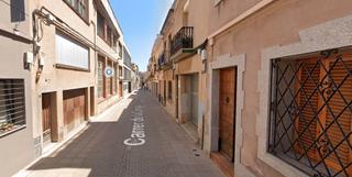 Maison  Carrer de la concepció. Casa con local y terraza en venta en el centro de mataró – calle