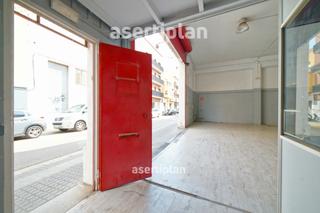 Rent Business premise in Carrer castaños 90. ¡amplio, de 200 m² con altillo en el eixample!
