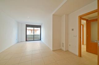 Lloguer Pis  Carrer tetuan. 76m2+pk y trastero en el mismo edificio