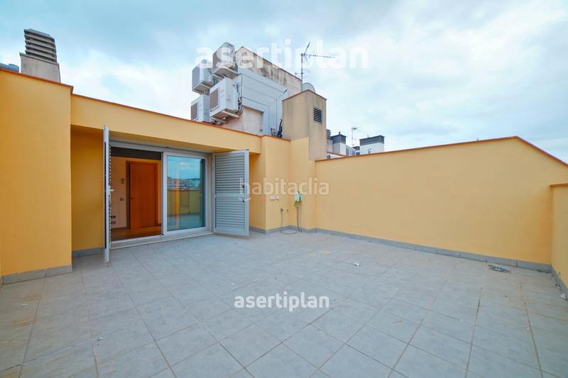 Foto cb0baaf6-b746-4f50-9163-338bb0d301a1. Flat with heating parking in Centre Mataró