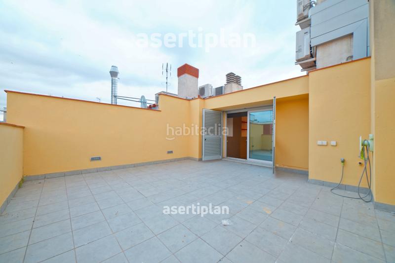 Foto ef59f806-9846-4f1a-8a2e-190aada6d145. Flat with heating parking in Centre Mataró