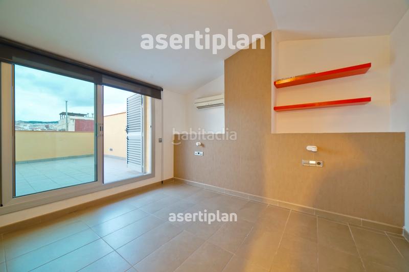 Foto f6d33533-0f8d-4f0e-adae-b88c1f799240. Flat with heating parking in Centre Mataró