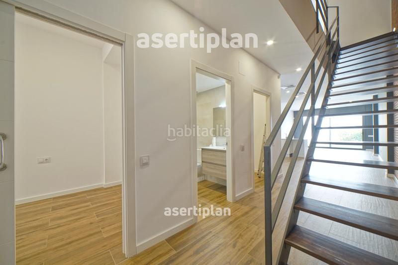 Foto 40444292-f89c-4bdc-bfb7-391758846e63. Alquiler casa gran casa con patio, terraza y estudio en el centro en Mataró