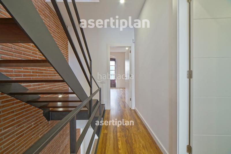 Foto 63944bdc-6c72-4cab-a6a3-9de28876df80. Alquiler casa gran casa con patio, terraza y estudio en el centro en Mataró