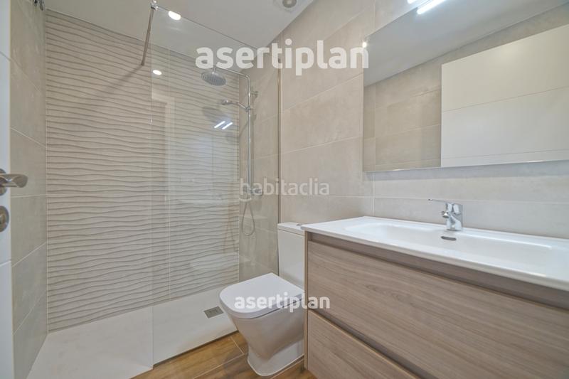 Foto 95de6d4c-6bc8-4218-a49d-c2f8d1b6aebf. Alquiler casa gran casa con patio, terraza y estudio en el centro en Mataró