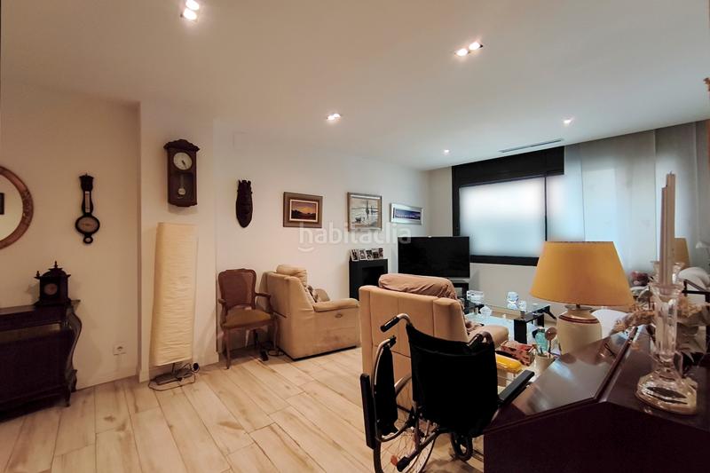 Foto f5c3da9e-1443-4721-babf-5a5d648cbcf5. Flat with heating parking in Centre Mataró