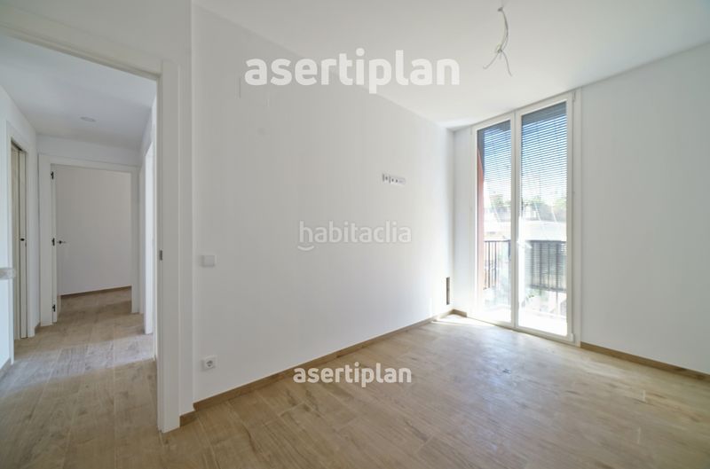 Foto 98a755b0-733d-4d67-98cf-01f2f0d2ccb6. Piso obra nueva de 4 habitaciones con balcón en Centre Mataró
