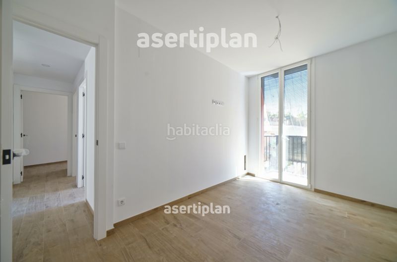 Foto b208378d-8148-4bc5-b091-57134612335f. Piso obra nueva de 4 habitaciones con balcón en Centre Mataró