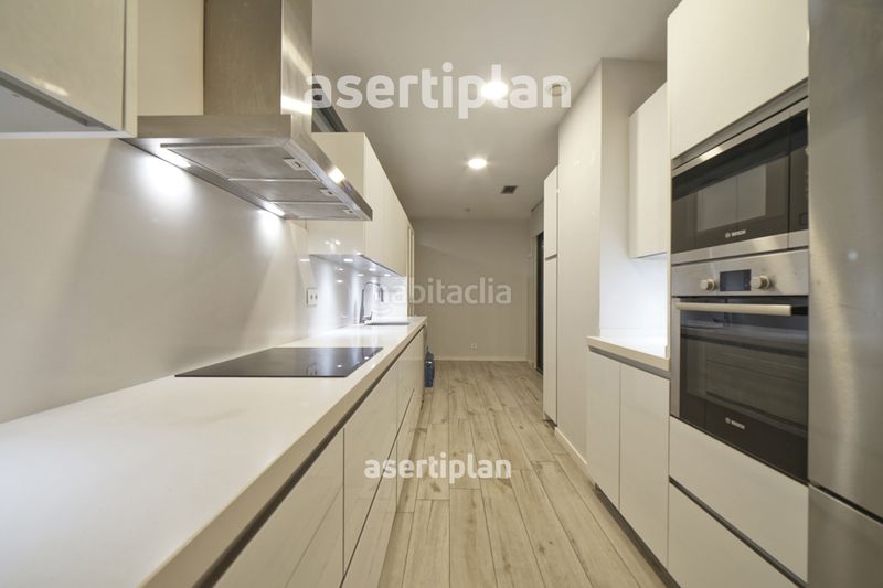 Foto 1216cb8e-fe53-4d39-ab6e-95e9471144a0. Pis amb calefacció aparcament a Centre Mataró