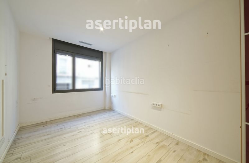 Foto 2bbe5f9b-e86f-4b2a-ba96-c7387d6caa4c. Pis amb calefacció aparcament a Centre Mataró