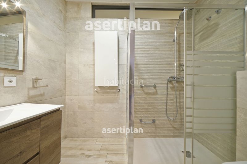 Foto 44252596-88c3-4523-a280-453123583004. Pis amb calefacció aparcament a Centre Mataró