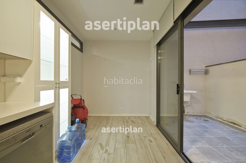 Foto 60a547cb-4b43-4f32-9733-89e22b7ec00c. Pis amb calefacció aparcament a Centre Mataró