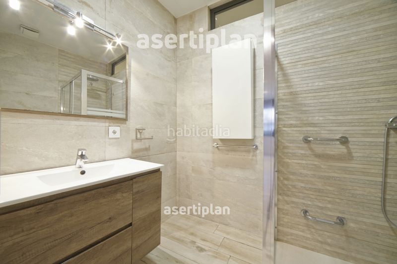 Foto 8bbc8043-3912-46c4-8e4e-9ea287467f3d. Pis amb calefacció aparcament a Centre Mataró