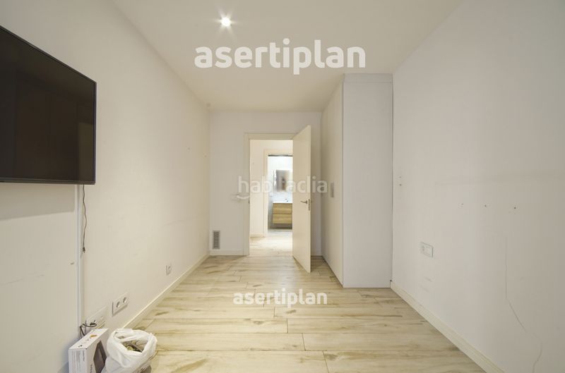 Foto 920e53d4-0fe4-4529-a775-024df02ee5b3. Pis amb calefacció aparcament a Centre Mataró