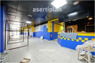 Miete Geschäftsraum  Carrer churruca. Amplio local comercial en alquiler en pleno centro de mataró