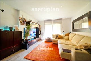 Tríplex  Carrer sant isidor. Exclusivo tríplex en pleno centro de mataró, amplio, luminoso y