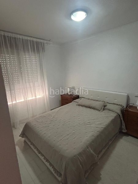 Foto 0eb52012-0205-4f41-8871-c8fe9e3a0181. Casa aparellada a Avenida Habaneras - Curva de Palangre Torrevieja