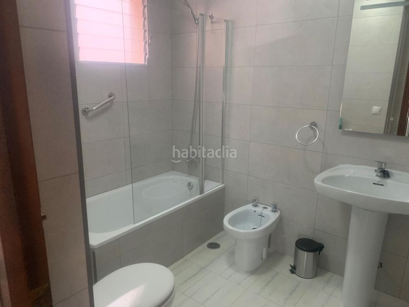 Foto 0f1aef29-1f4d-4c79-9192-70de389a26da. Casa aparellada a Avenida Habaneras - Curva de Palangre Torrevieja