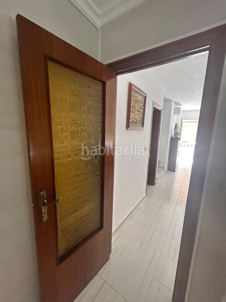 Foto 422b07c3-59b9-491b-832a-99034709587f. Casa aparellada a Avenida Habaneras - Curva de Palangre Torrevieja