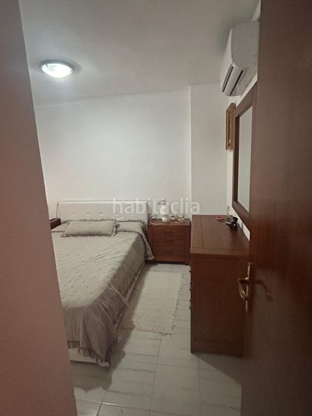 Foto a4c18839-26d4-41a1-8239-9332cfb328f4. Casa aparellada a Avenida Habaneras - Curva de Palangre Torrevieja