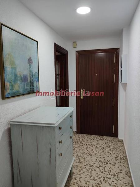 Foto bf0b9801-da9f-4b0a-ae65-1a22a99ccc51. Lloguer pis a Carranque - Haza Cuevas Málaga