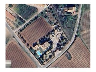Casa  N/a. Espectacular masía con amplio terreno a 4km de vilafranca del pe