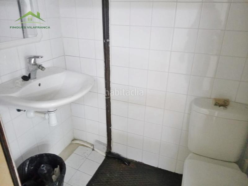 Foto 253bddb1-3222-49c0-a0bd-8684a84f20f9. Alquiler local comercial oportunidad! local comercial en el barrio Poble Nou . en Vilafranca del Penedès