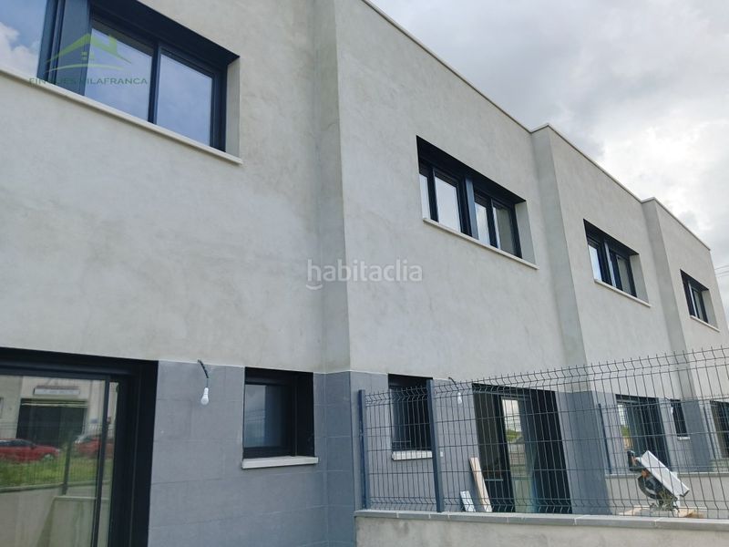 Foto 735a0d1a-9eec-4e6f-a518-5a06327d720b. Casa amb aparcament a Pla del Penedès (El)