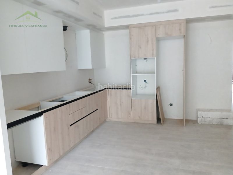 Foto ce30ad59-bd30-4619-b788-8182073a0d0e. Casa amb aparcament a Pla del Penedès (El)
