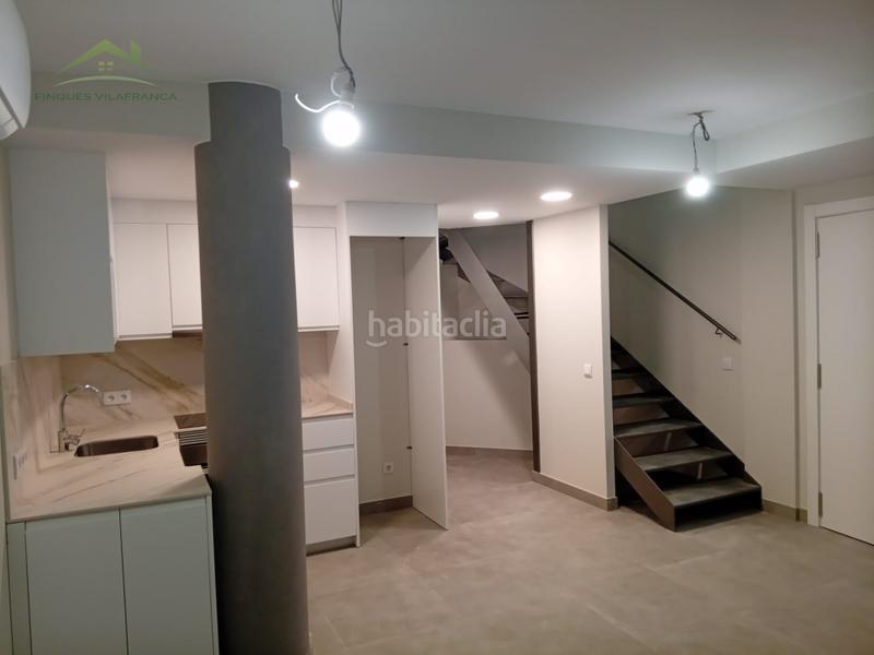 Foto 8f2fc462-48bf-4ec6-8266-70fb70a3c2fe. Planta baja fantástica vivienda dúplex en planta baja totalmente rehabilitada en las clotas centro listo para entr en Vilafranca del Penedès