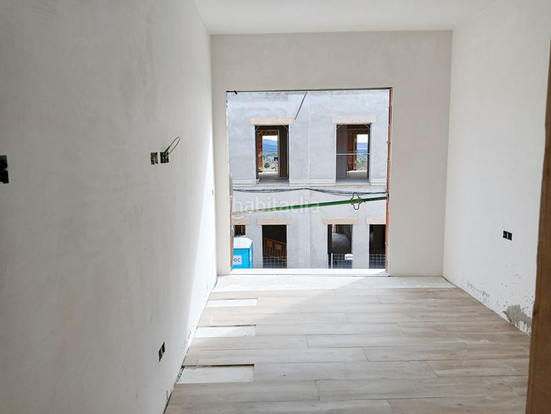 Foto 89b685b0-36bc-401d-9f81-b978bc64abb9. Casa adossada 145m<sup>2</sup> amb calefacció aparcament a Pla del Penedès (El)