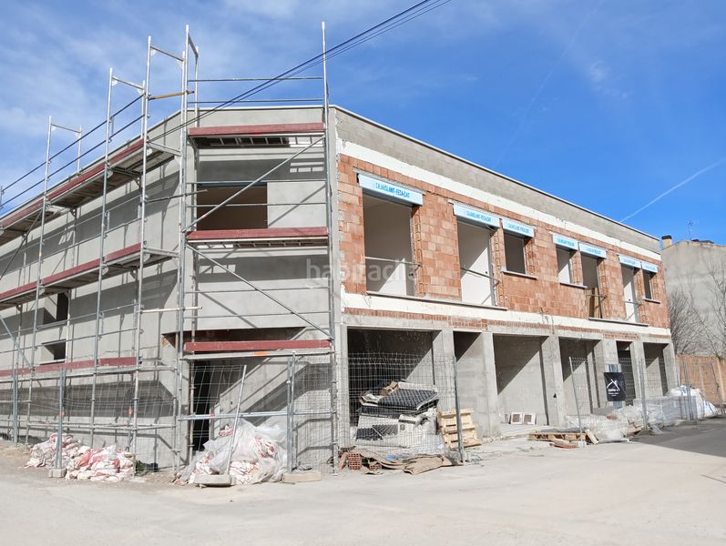 Foto adf7cbf3-52a4-45ed-a4d4-7fe9bcfc458a. Casa adossada 145m<sup>2</sup> amb calefacció aparcament a Pla del Penedès (El)